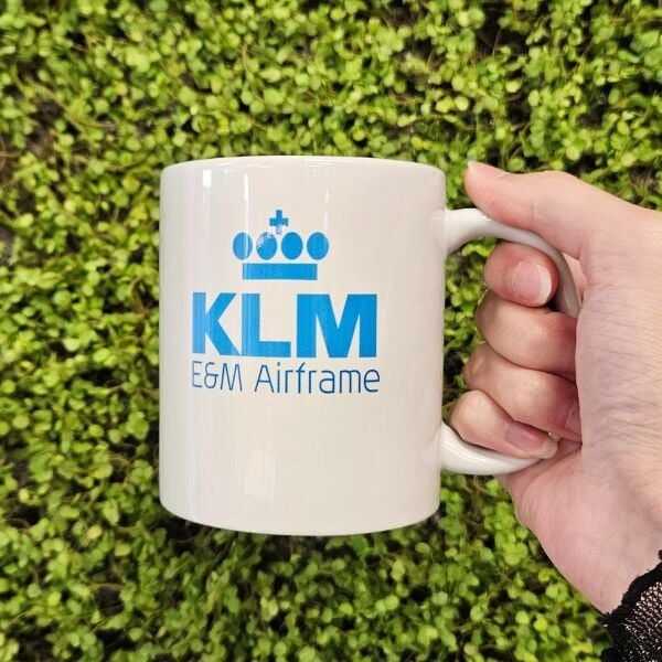 Ontwerp van klm mokken