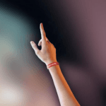 hand opsteken