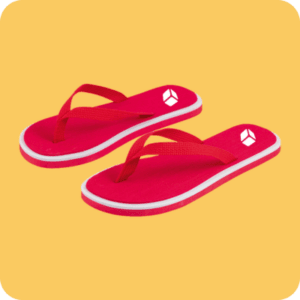Rode slippers met logo, zomers promotieartikel voor Belgische supporters tijdens het WK.
